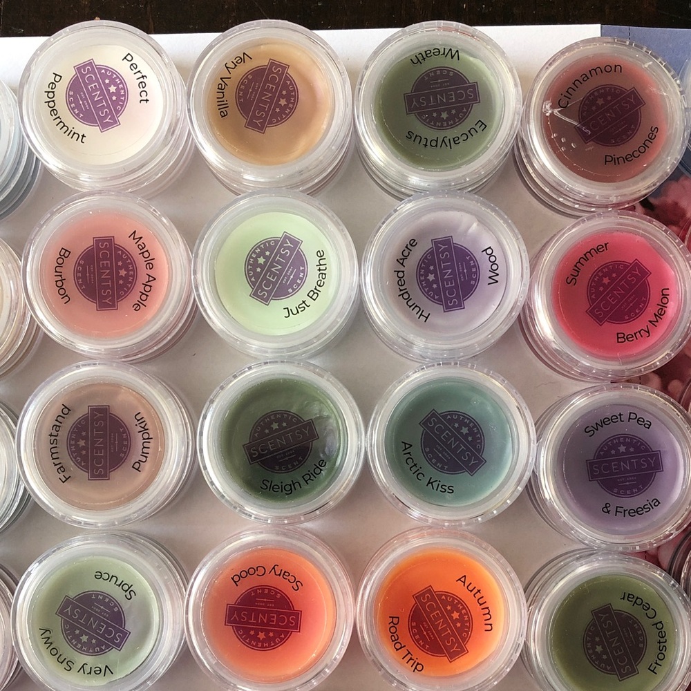 Scentsy Samples of 70 - Picture 3 of 7